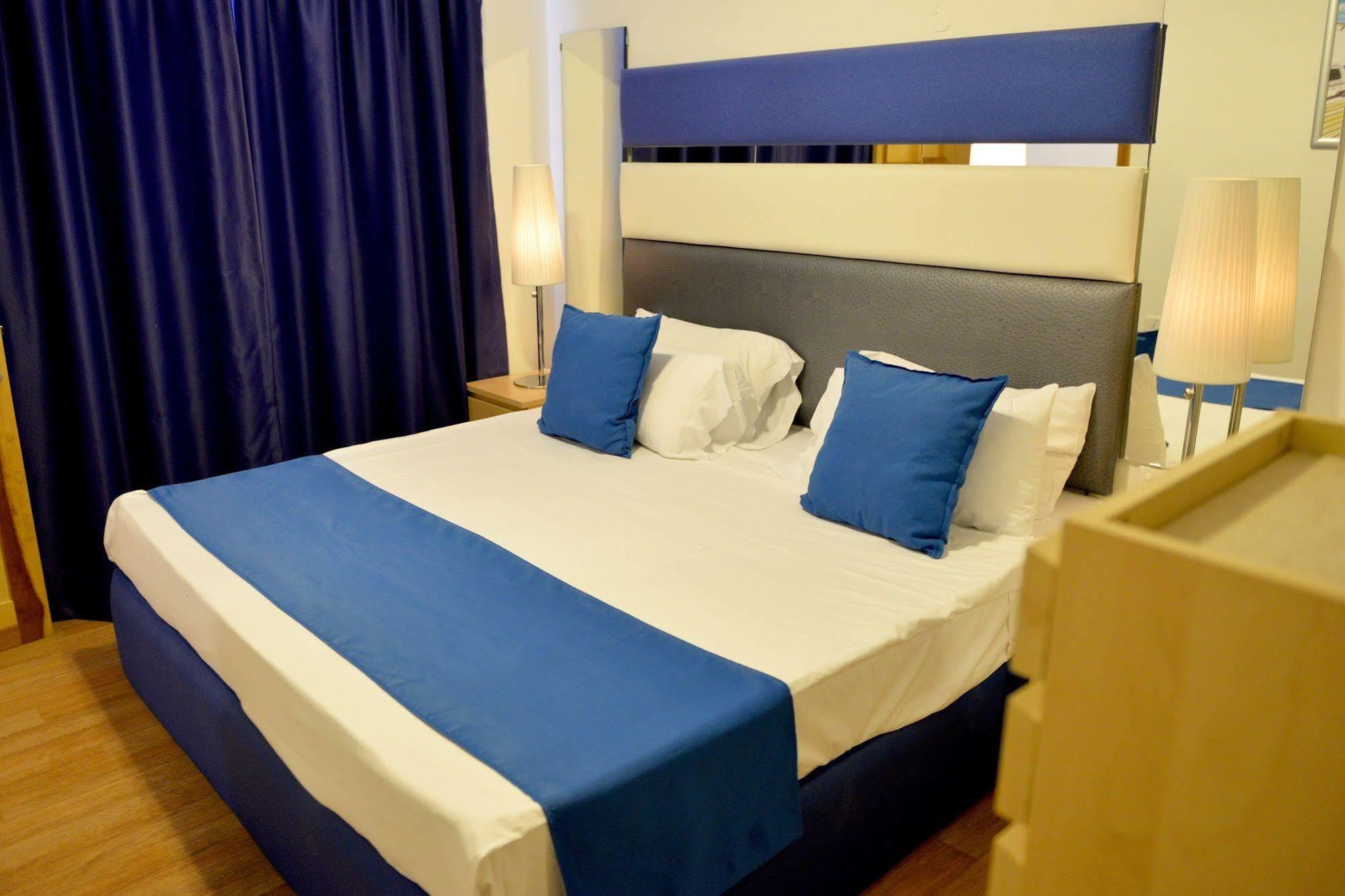 Park Lane Boutique Aparthotel San Pawl il-Baħar Extérieur photo